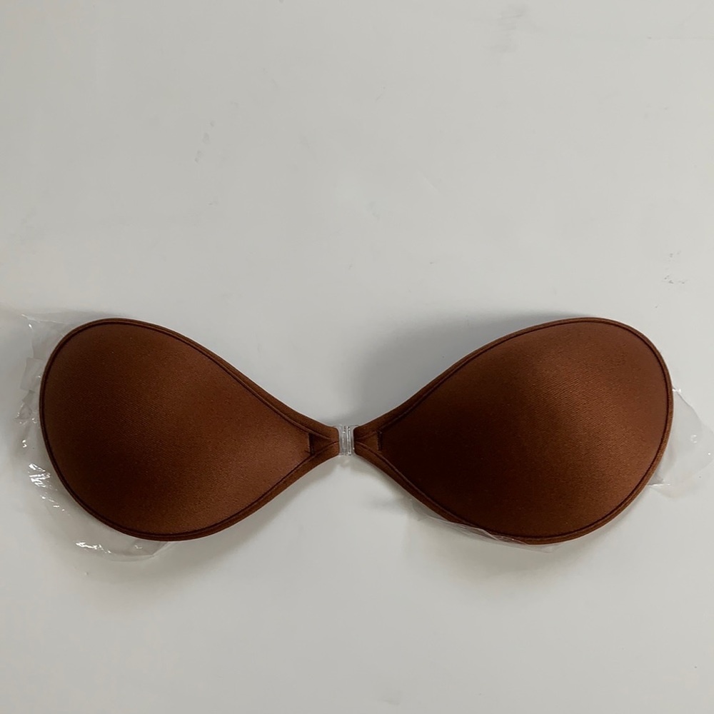 backless strapless adhesive bra XS 32A new w/o tag brown